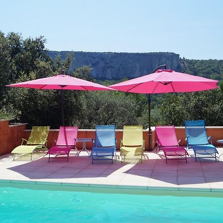 Bed and Breakfast Li Poulidetto Lioux Esterno foto